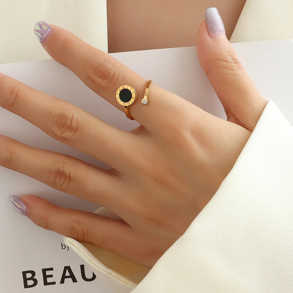 THE ROMAN RING
