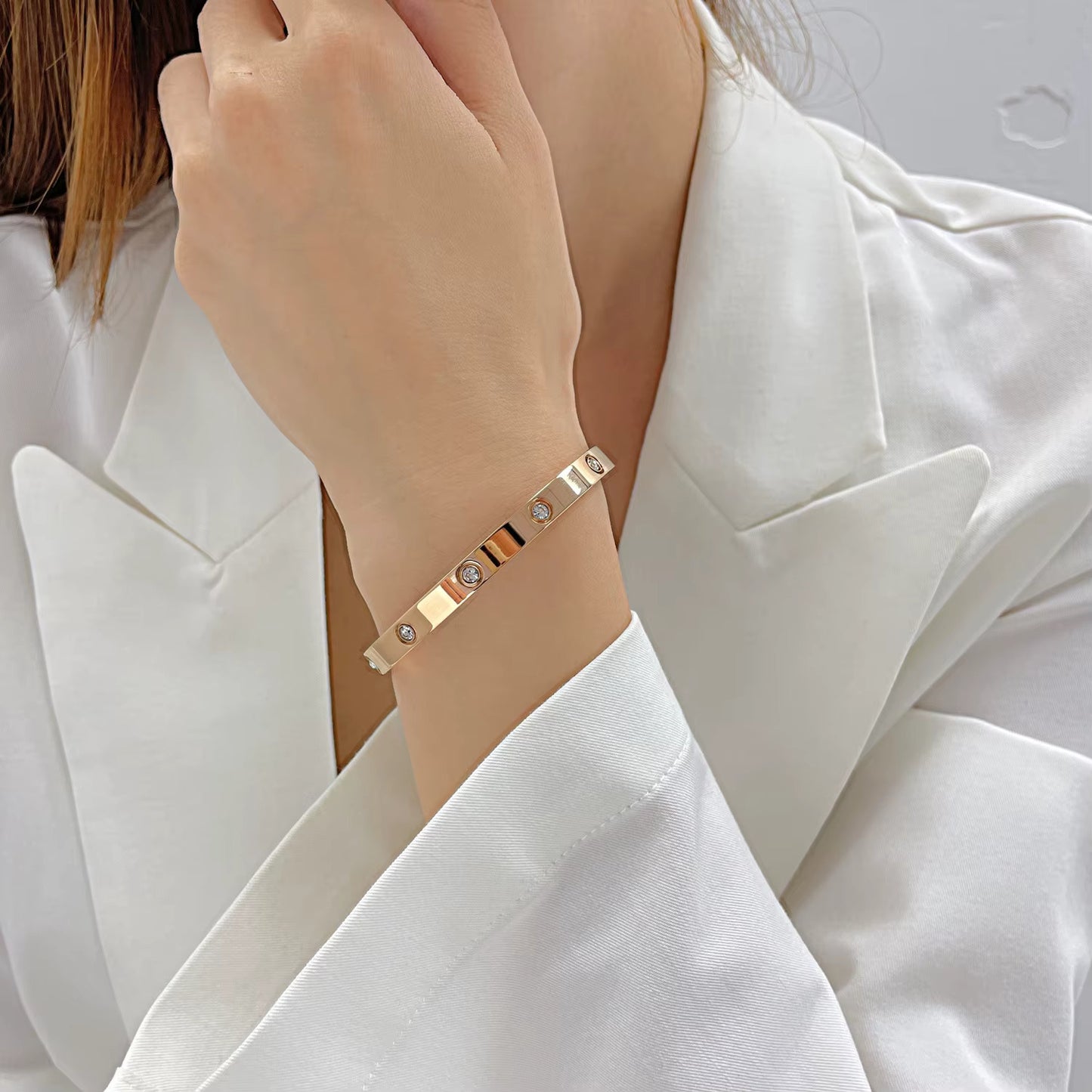 THE LUMIÈRE BRACELET